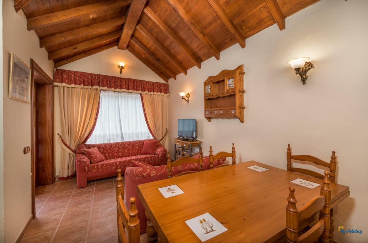 Artemi Carretera Holiday home *